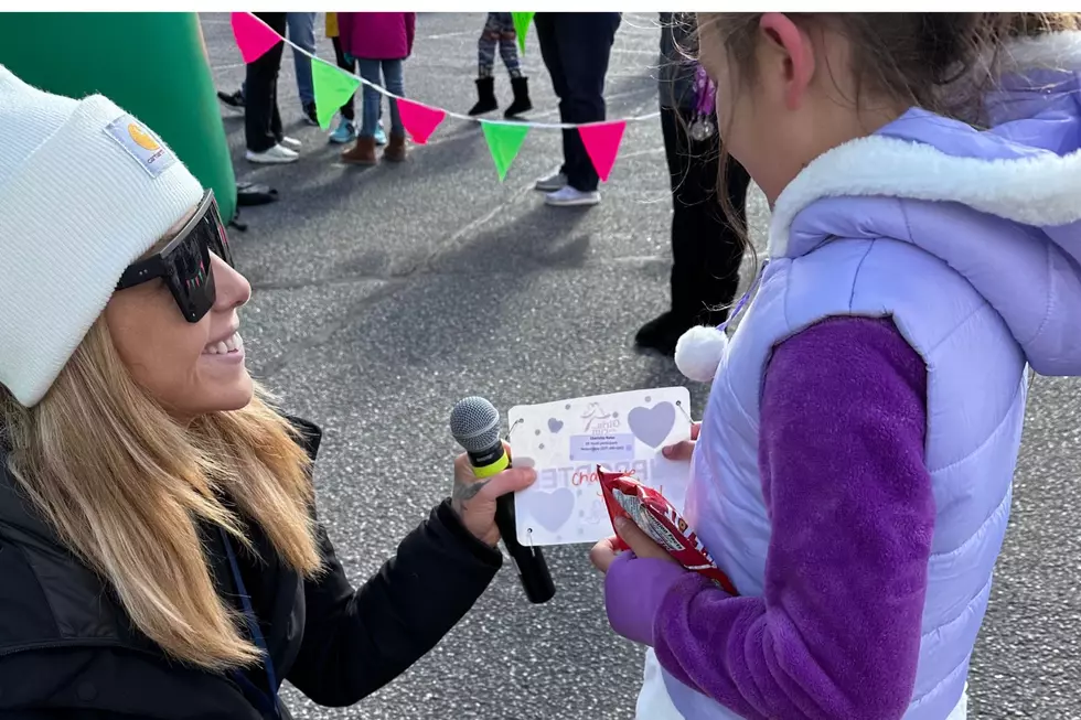 A Mainer’s Powerful Message to Any Young Woman Being Bullied